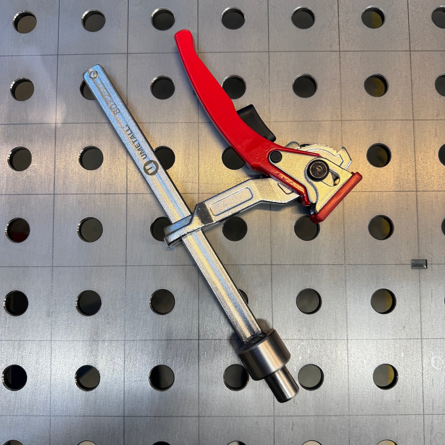 Fastening Clamp with a Lever 80x250 Ø16