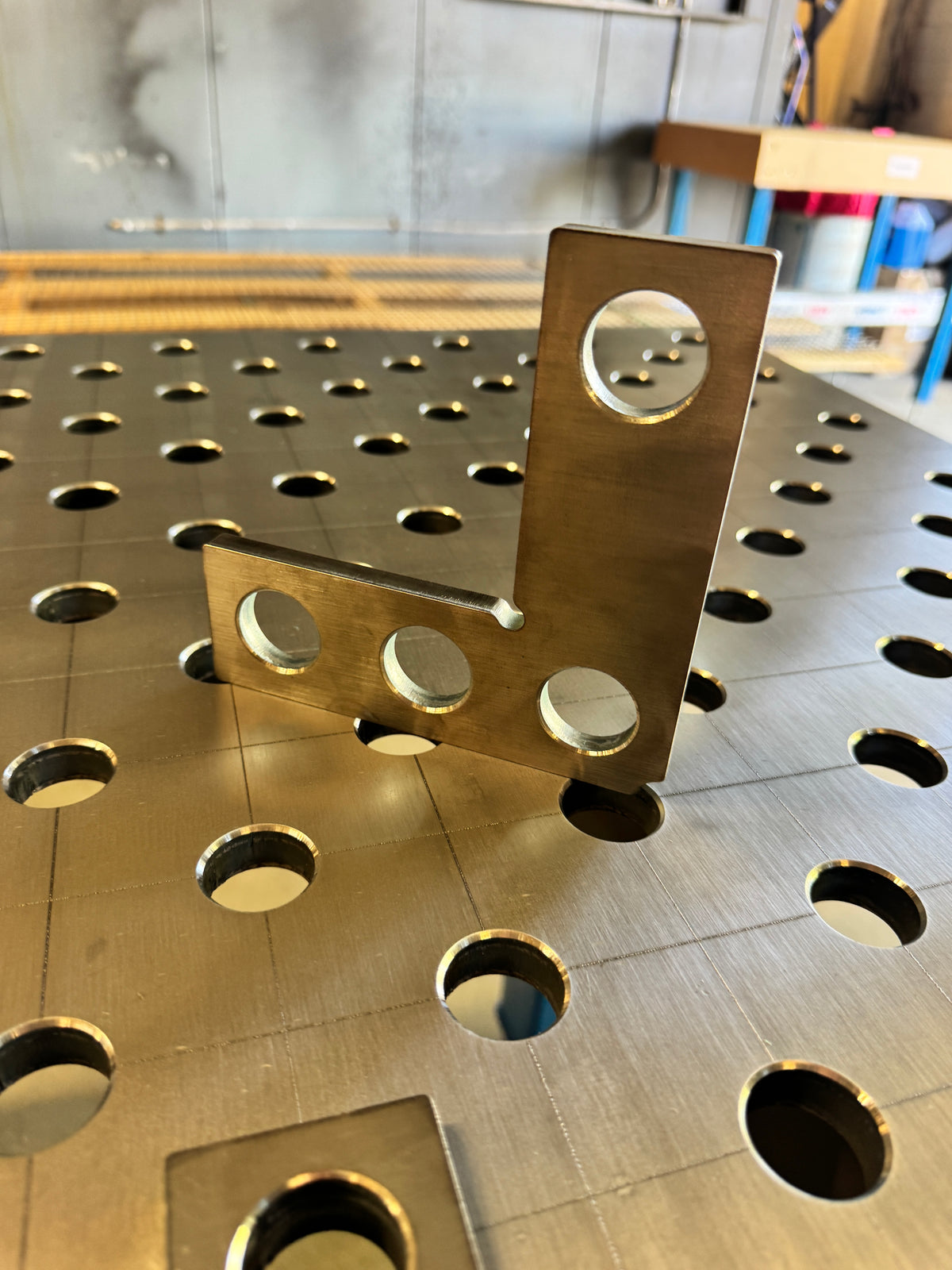 Équerre plate 150x150 mm Ø28 10 mm