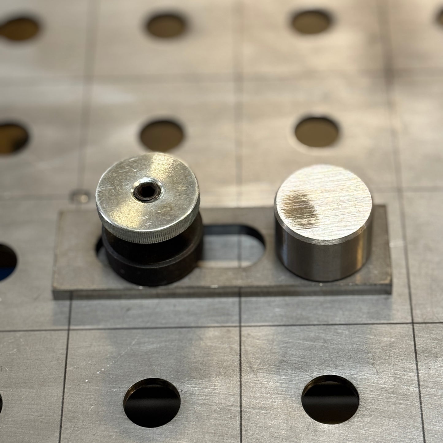 Pysäytin 100x30 6 mm