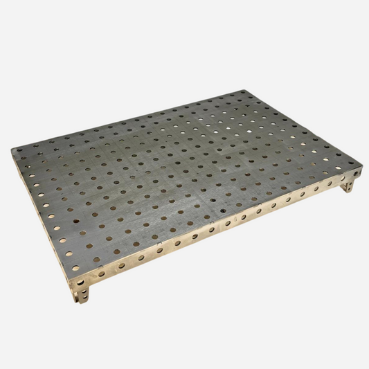 Table de soudage perforée 900x600 4mm avec supports d'angle 
